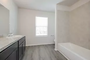 301 Pronghorn Dr, Huntsville, TX 77320 - Photo 7