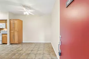 2025 Augusta Dr, Houston, TX 77057 - Photo 15