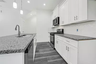 5003 Yesenia Palm Street, Houston, TX 77021 - Photo 5