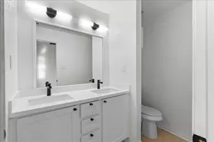 724D Bering Dr, Houston, TX 77057 - Photo 19