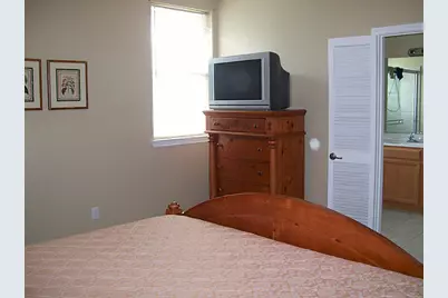 811 Bradford Avenue #5B, Kemah, TX 77565 - Photo 13