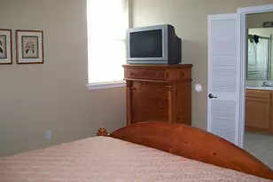 811 Bradford Ave, Kemah, TX 77565 - Photo 13