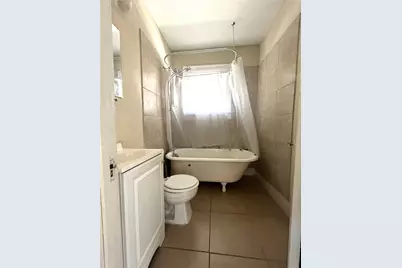 714 N 1st Street, Baytown, TX 77520 - Photo 11