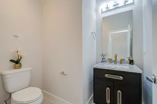 5215 Noble St, Houston, TX 77020 - Photo 9