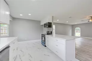 12215 Monticeto Ln, Meadows Place, TX 77477 - Photo 29