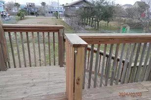 124 17th St, Dickinson, TX 77539 - Photo 17