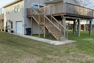 124 17th St, Dickinson, TX 77539 - Photo 3