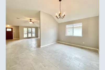10422 Iris Lake Court, Houston, TX 77070 - Photo 5
