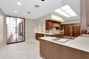 5600 San Felipe St, Houston, TX 77056 - Photo 9