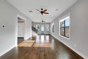 914 Robbie St, Houston, TX 77009 - Photo 9