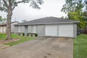 13602 Piney Oaks Dr, Houston, TX 77065 - Photo 3