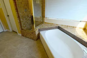 1203 Beckwood Cir, Houston, TX 77014 - Photo 19