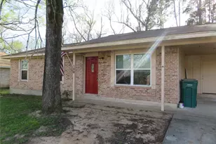 109 Laurie Ln, Willis, TX 77378 - Photo 3