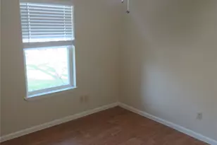 109 Laurie Ln, Willis, TX 77378 - Photo 13