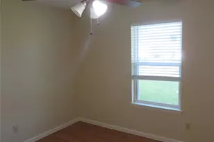 109 Laurie Ln, Willis, TX 77378 - Photo 15