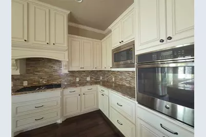 14 Jonquil Place, Tomball, TX 77375 - Photo 5