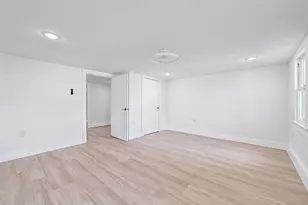 1803 27th St, Galveston, TX 77550 - Photo 37