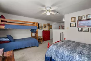 319 N Howard St, Grapeland, TX 75844 - Photo 25