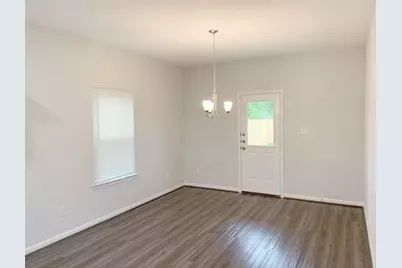 7703 Saint Louis Street, Houston, TX 77028 - Photo 5