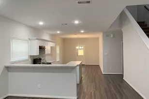 7703 St Louis St, Houston, TX 77028 - Photo 3