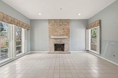 16 Tiffany Square, Sugar Land, TX 77478 - Photo 7