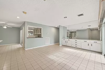 16 Tiffany Square, Sugar Land, TX 77478 - Photo 9