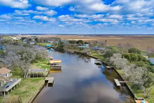 133 County Rd 296, Sargent, TX 77414 - Photo 3