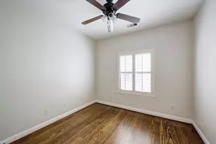 2346 Camden Dr, Houston, TX 77021 - Photo 9