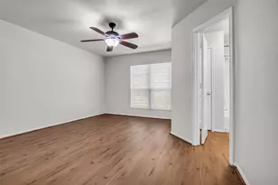 968 Oak Lynn Dr, Conroe, TX 77378 - Photo 11