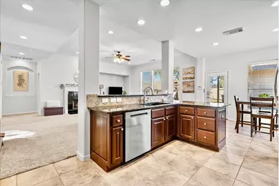 2513 Garnetfield Lane, Friendswood, TX 77546 - Photo 9