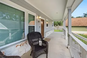 207 Yale St, San Marcos, TX 78666 - Photo 3
