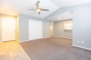 14600 Fonmeadow Dr, Houston, TX 77035 - Photo 9