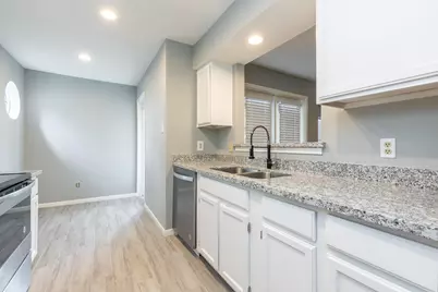 14600 Fonmeadow Drive #607, Houston, TX 77035 - Photo 21