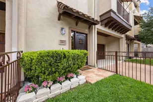 414 Snover St, Houston, TX 77007 - Photo 3