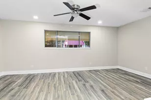 3226 Bayou St, Deer Park, TX 77536 - Photo 15