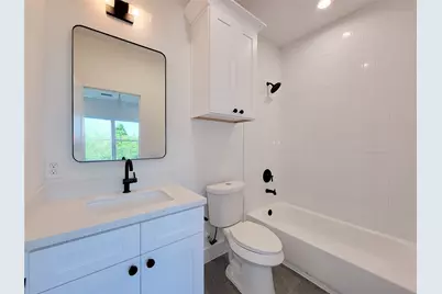 7705 Earl Rudder Way, Houston, TX 77055 - Photo 11