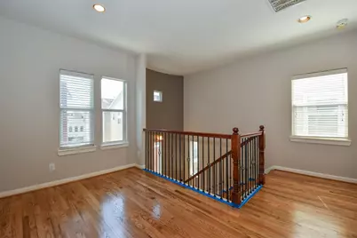 1141 W 24th Street #B, Houston, TX 77008 - Photo 11