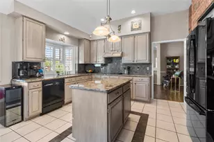 910 Knotty Elmwood Trail, Houston, TX 77062 - Photo 11