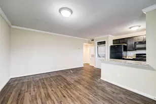 1600 W T C Jester Blvd, Houston, TX 77008 - Photo 1