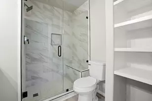 10832 Royal Forest Dr, Conroe, TX 77303 - Photo 13