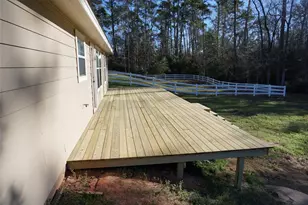 10832 Royal Forest Dr, Conroe, TX 77303 - Photo 19