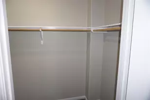 10832 Royal Forest Dr, Conroe, TX 77303 - Photo 7