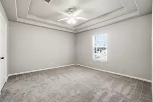 10832 Royal Forest Dr, Conroe, TX 77303 - Photo 9