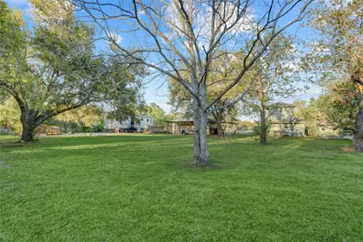 300 Mustang Road, Alvin, TX 77511 - Photo 15
