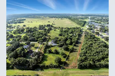 300 Mustang Road, Alvin, TX 77511 - Photo 23