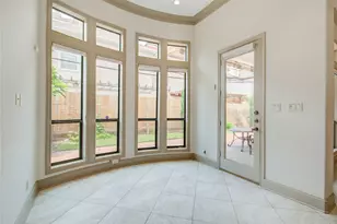 5346 Val Verde St, Houston, TX 77056 - Photo 21