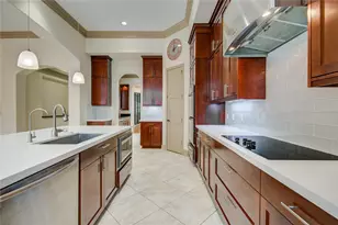 5346 Val Verde St, Houston, TX 77056 - Photo 17