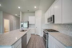 17112 Coneflower Pl, Conroe, TX 77385 - Photo 15
