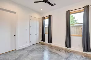 907 Kern St, Houston, TX 77009 - Photo 11