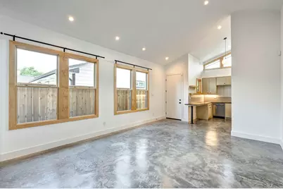 907 Kern Street #B, Houston, TX 77009 - Photo 3